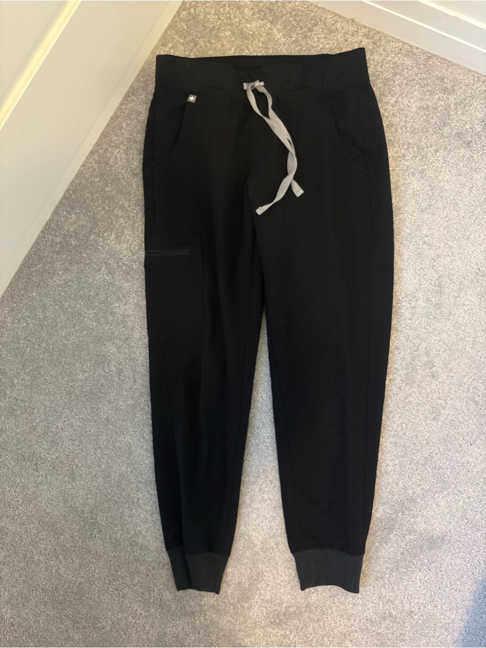 Figs black scrub pants